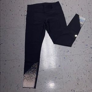 lululemon grey cropped leggings